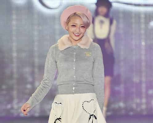 なつぅみ、ミニスカでガーリーな魅力 キュートな笑顔に3万6000人うっとり<関コレ2015A/W>