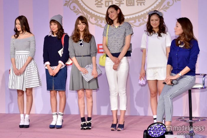 (左から)オードリー亜谷香、ラブリ、大川藍、ニコル、藤井夏恋、原さやか編集長