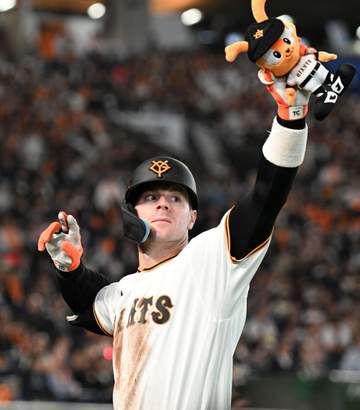 巨人 ドラ1竹丸が2勝目「最低限試合を作れた」 5番・キャベッジが一発含む2安打 連勝で貯金2