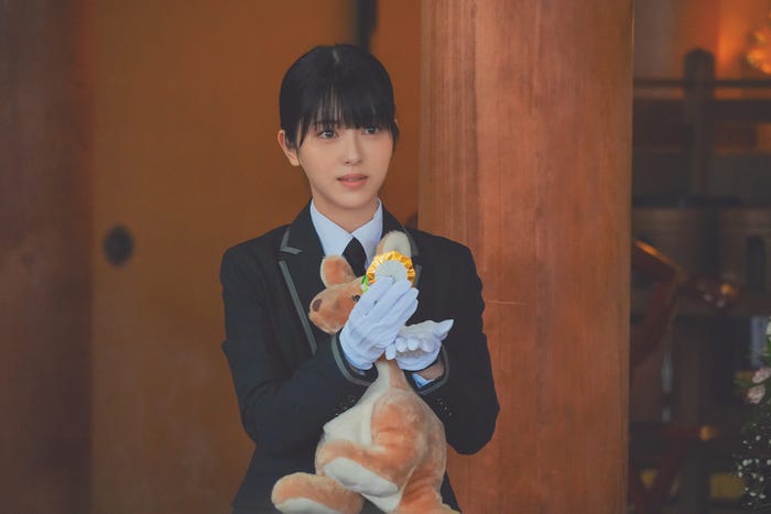 浜辺美波(C)2026 「ほどなく、お別れです」製作委員会(C)長月天音/小学館