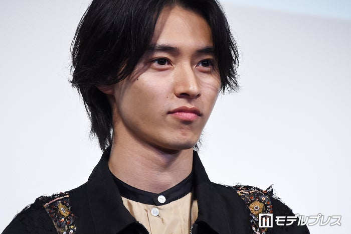 本郷奏多 キングダム の思い出は ないです 絞り出したエピソードを紹介 モデルプレス