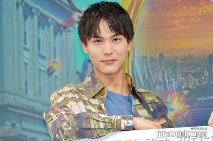 中川大志ヘア変遷 センターパートにマッシュ 変幻自在な爽やかスタイル モデルプレス 中川大志ヘア変遷 センターパートにマッシュ 変幻自在な爽やかスタイル モデルプレス