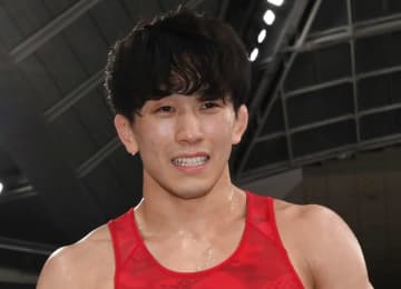 「パワースポットみたい」な美女アスリート2人との3ショ投稿 東京五輪レスリング金メダリスト「大笑いして楽しい時間を過ごせました」と報告