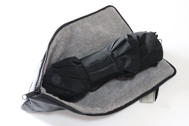折り畳み傘カバー（ＢＫ）　ダイソー　吸水布