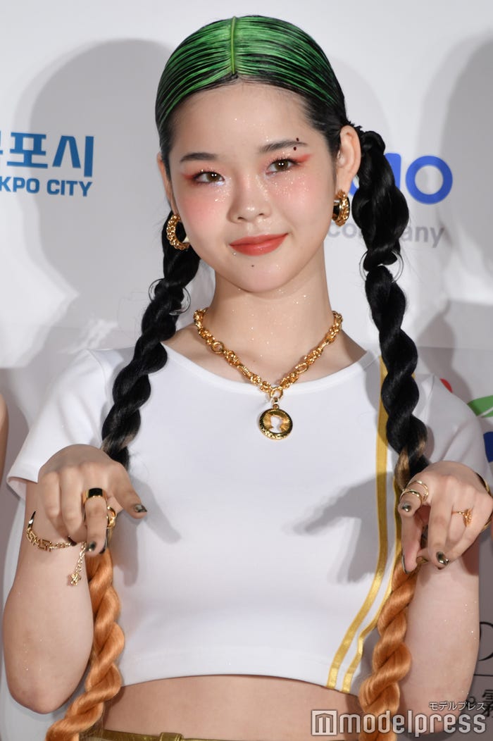 以前のヘアスタイルのココナ(C)モデルプレス