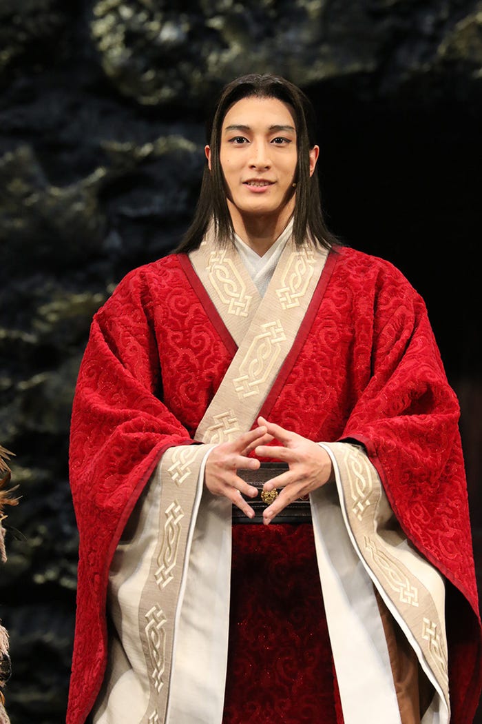 小関裕太/舞台「キングダム」開幕記念会見より(提供写真)