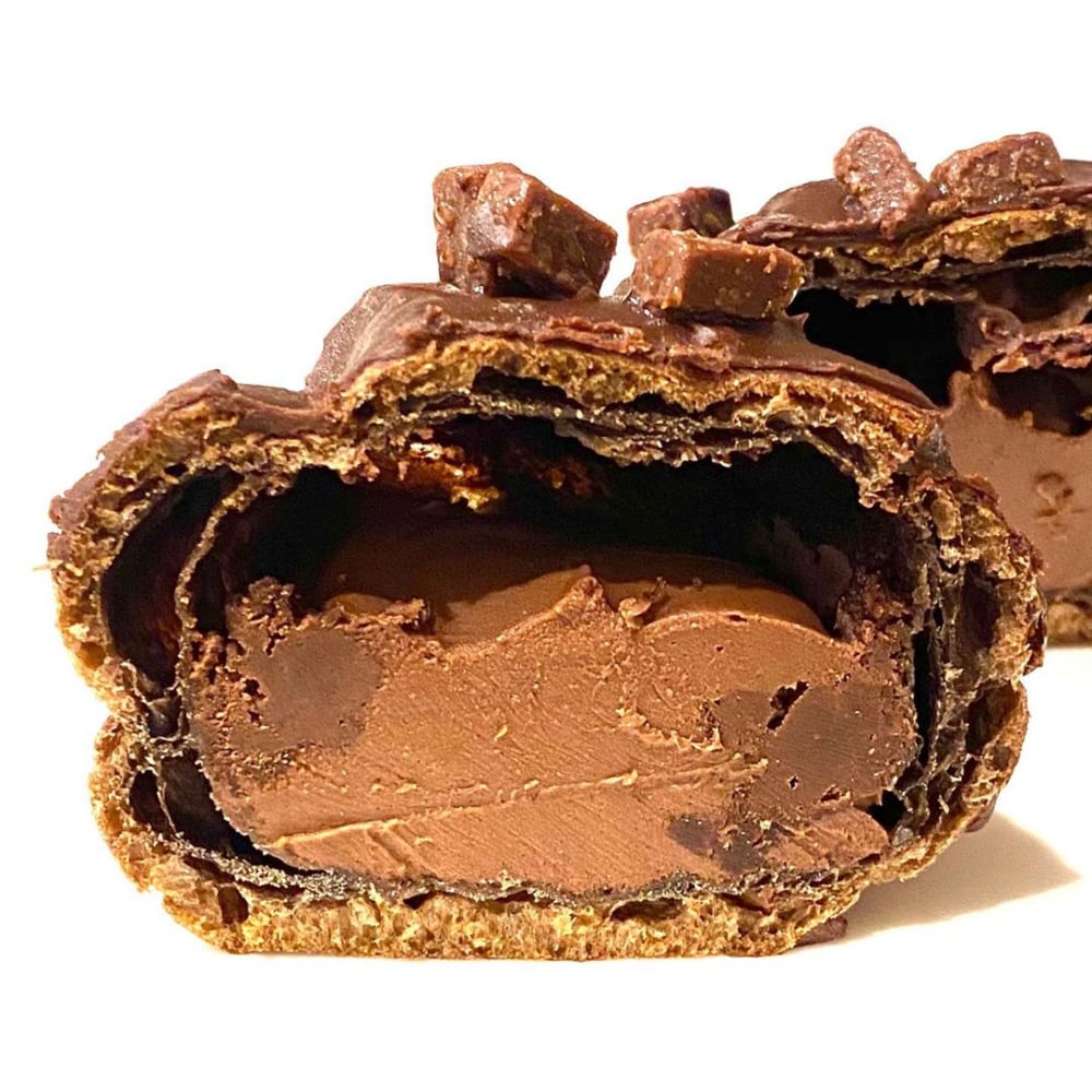 生チョコがおいしいファミマのシュークリーム