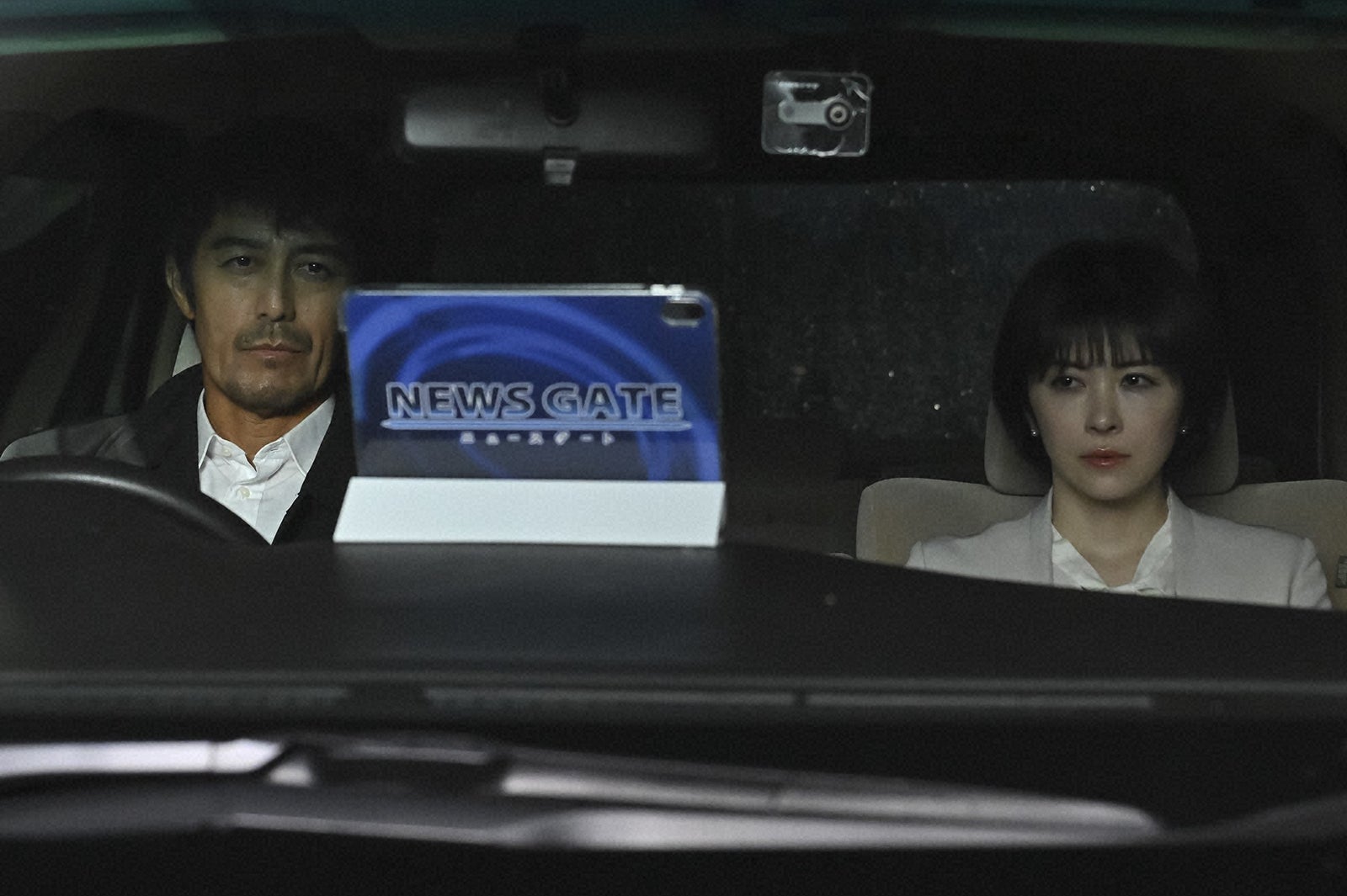 阿部寛、宮澤エマ「キャスター」第4話（C）TBS