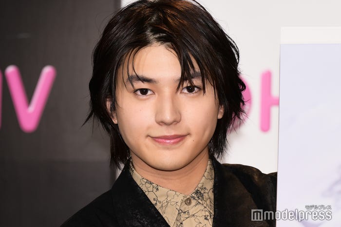 荒木飛羽(C)モデルプレス