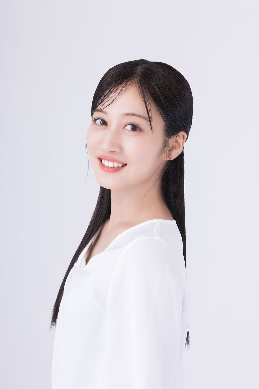 元NMB48川上千尋、吉本興業所属を報告「俳優として新たなスタートを」