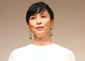 豊臣の母が！「ここまでやってくれるなんて」バスケ代表コスで激アツ応援 夫が代表の女優も「かわいい！♥」木村多江も「最高♥」