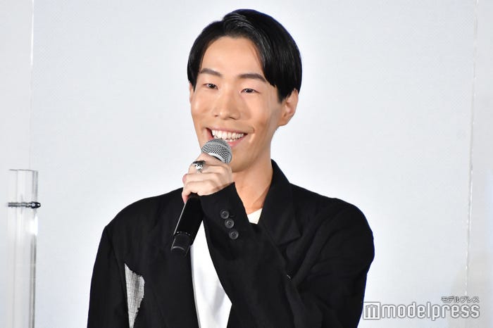 坂口涼太郎 (C)モデルプレス