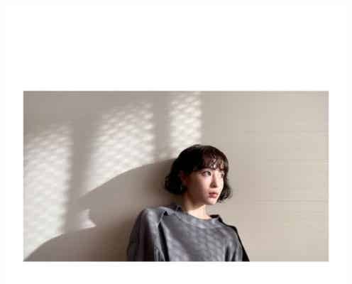 広瀬すず、髪バッサリ パーマ×ボブヘアで大幅イメチェン「びっくり」「可愛すぎ」の声