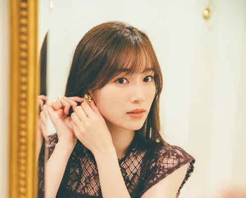 櫻坂46守屋麗奈、参考にした先輩の写真集は?“あざといと思うカット”も明かす<笑顔のグー、チョキ、パー>