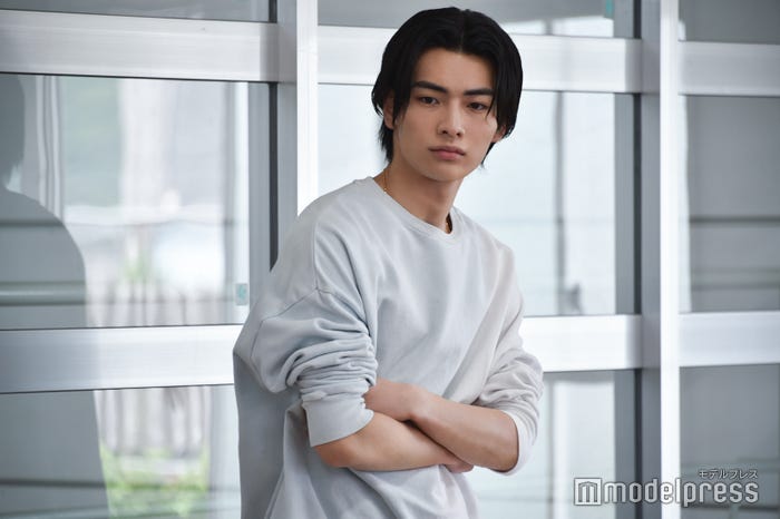 武藤潤「BATTLE KING!!」撮影現場の様子@静岡県・沼津(C)モデルプレス