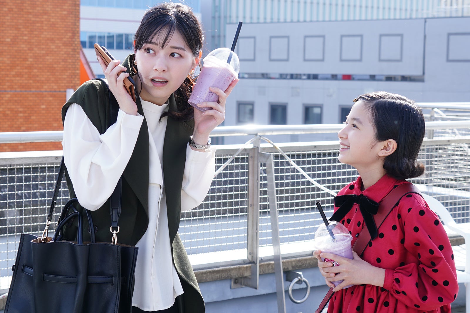 西野七瀬、白山乃愛／「Dr.チョコレート」第4話より（C）日本テレビ