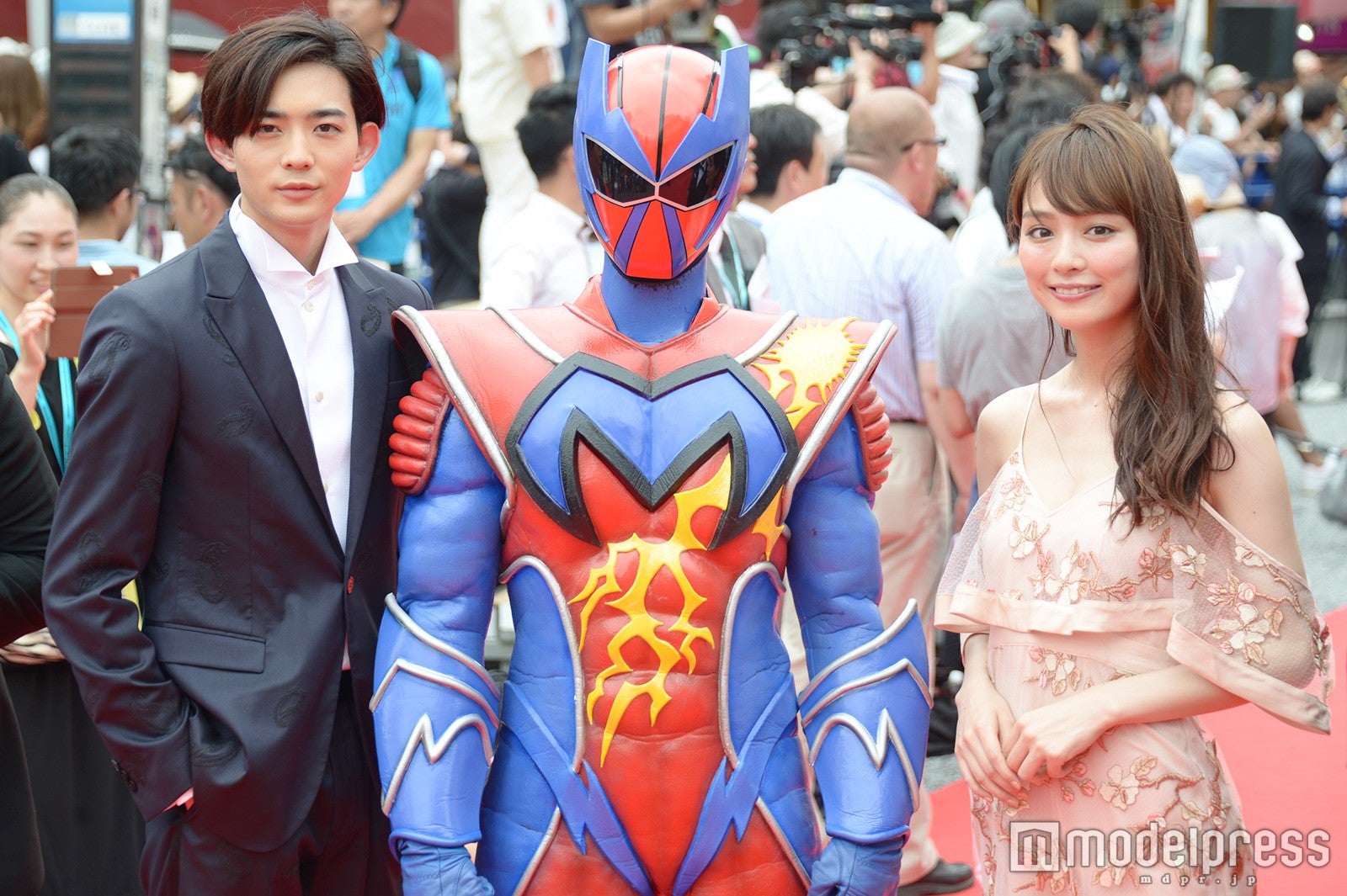 竜生涼、内田理央（C）モデルプレス