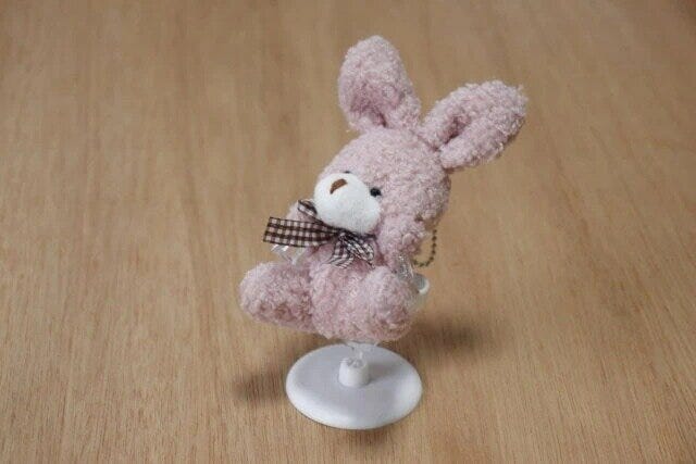 ダイソー　スタンド（ぬいぐるみ用、5cm）
