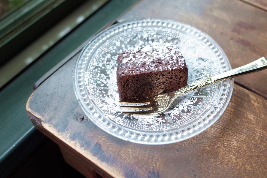 アール座読書館ガトーショコラ