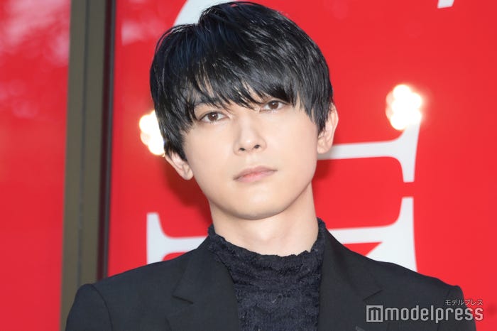 吉沢亮(C)モデルプレス