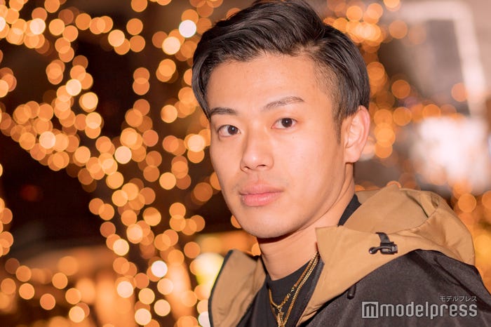 八代隆祐さん(C)モデルプレス
