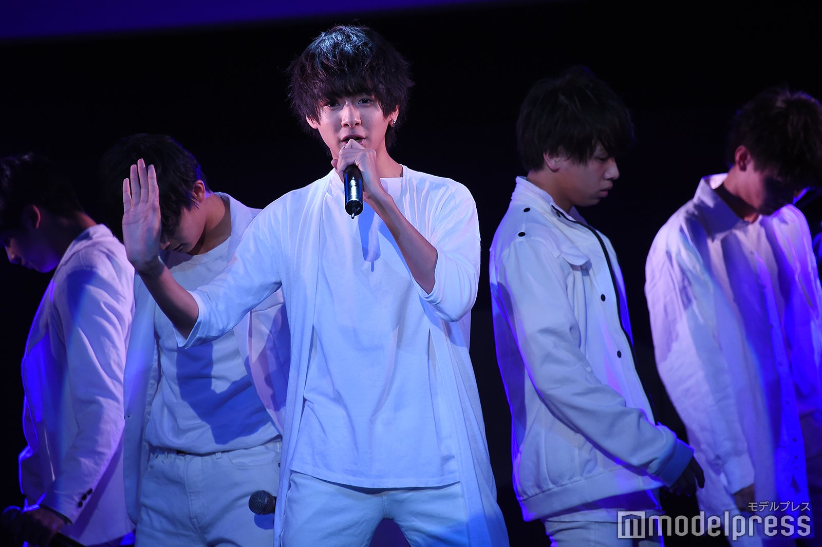 White☆Crown （C）モデルプレス