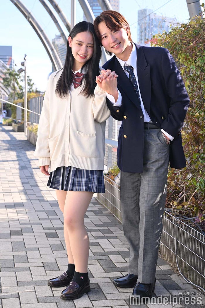 宮城弥生、東野海来(C)モデルプレス