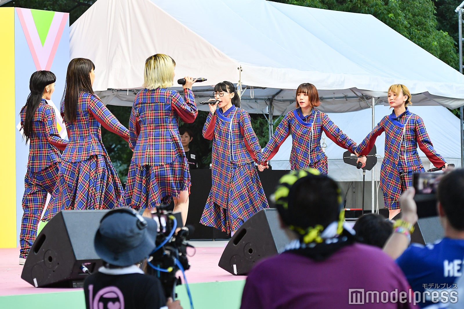 BiSH（C）モデルプレス