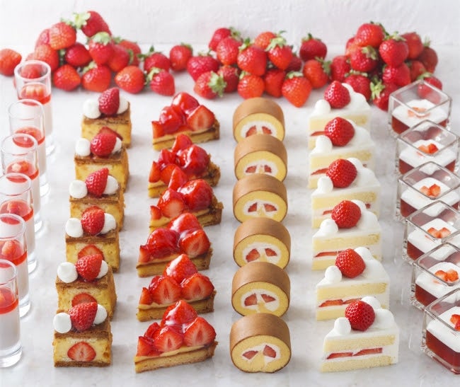 SATSUKIデリシャスビュッフェ～あまおう～／画像提供：ホテルニューオータニ