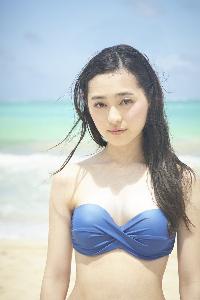 福原遥 泡風呂 水着姿を大胆披露 オトナsexyな まいんちゃん へ モデルプレス