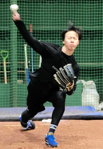 日本ハム・ドラ1大川 初ブルペンに同僚ら熱視線 同学年・福島「エグい」浦野2軍コーチも評価