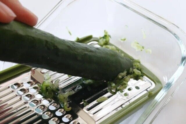 ダイソー　両面スライサー