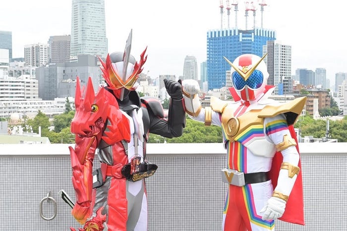 セイバー×ゼンカイザー(C)テレビ朝日