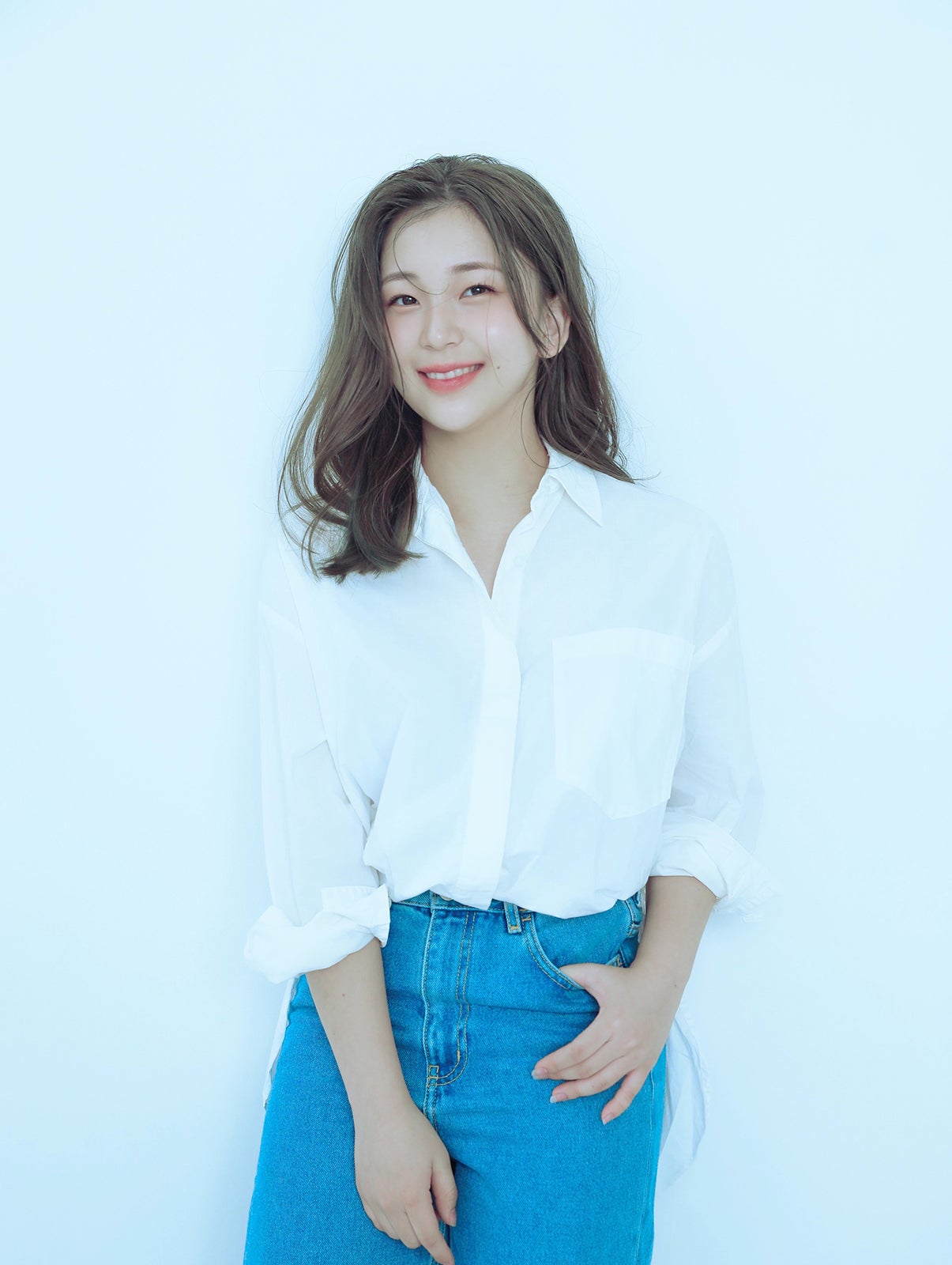 「虹プロ」出身・YUNA、日本でのデビュー企画 AKB48・西野カナらへ楽曲提供の音楽プロデューサーから指導