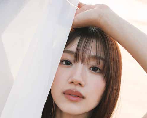 日向坂46佐々木美玲1st写真集、裏表紙&秋元康氏による帯コメント解禁【陽射しのパレード】