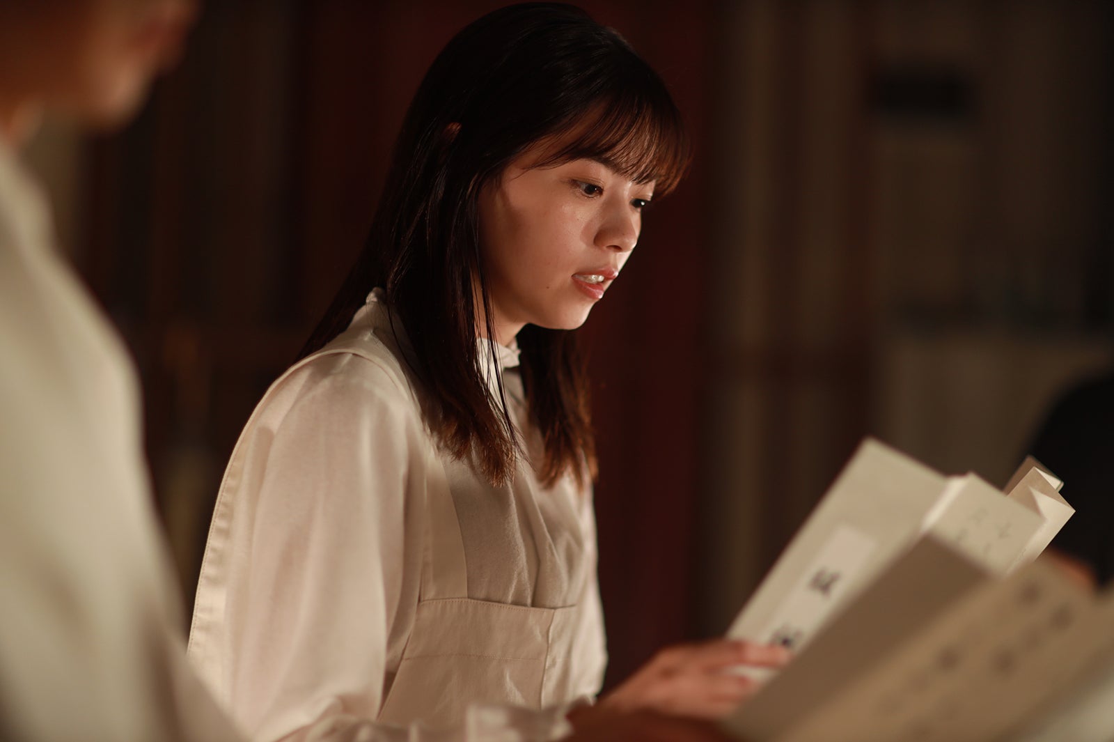 西野七瀬／「言霊荘」第1話より（C）テレビ朝日