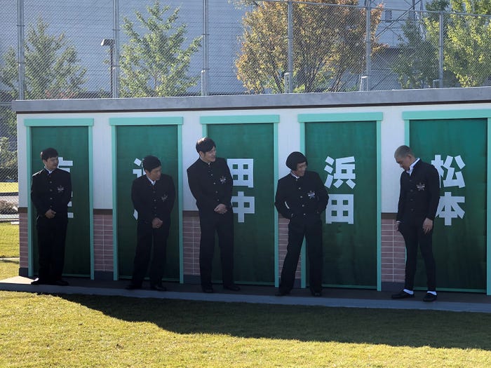 月亭方正、遠藤章造、田中直樹、浜田雅功、松本人志/「絶対に笑ってはいけない青春ハイスクール24時!」(C)日本テレビ