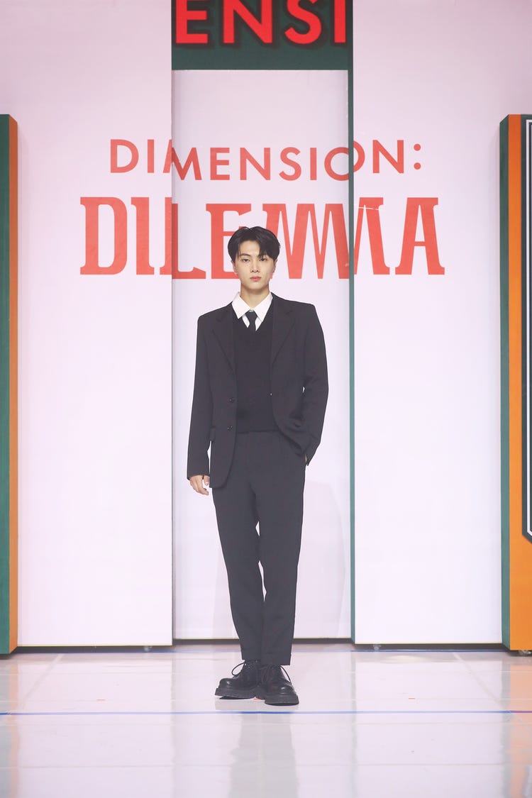 画像21 26 Enhypen 新曲ダンスはラグビーボール使用 ミスするのではと よりたくさん練習した Dimension Dilemma メディアショーケース モデルプレス 画像21 26 Enhypen 新曲ダンスはラグビーボール使用 ミスするのではと よりたくさん練習した Dimension Dilemma メディアショーケース モデルプレス