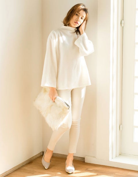 フェイクファークラッチバッグ「Re:EDIT by GALSTAR」3,998円（税込）／画像提供：Re:EDIT by GALSTAR