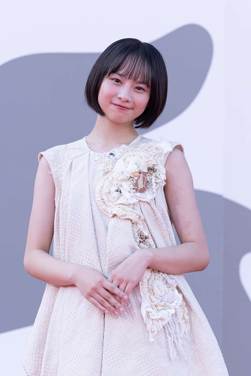 七瀬ふうり、デビュー作『ルックバック』でヴェネチア映画祭レカペに登場 12歳とは思えない堂々とした佇まい