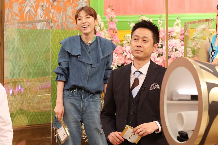 若槻千夏、宇治原史規 (C)フジテレビ