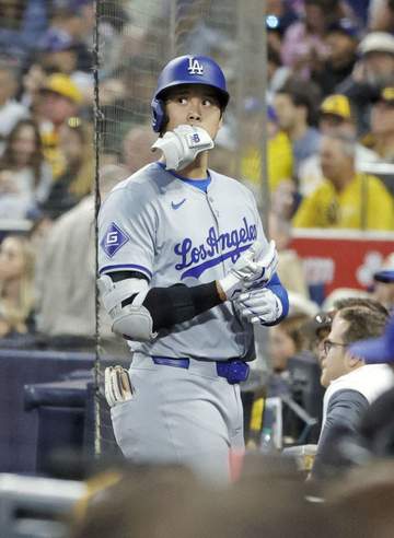 ドジャース 投手陣崩壊で今季ワーストタイ4連敗 約3カ月ぶりの黒星街道 大谷翔平はマルチ安打もロブレスキー7失点→ロバーツ監督継投が裏目に