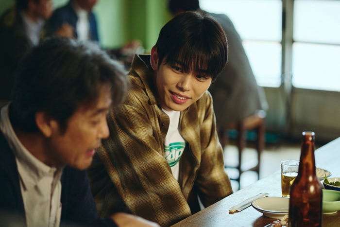 影山拓也「Qrosの女」第8話(C)「Qrosの女」製作委員会