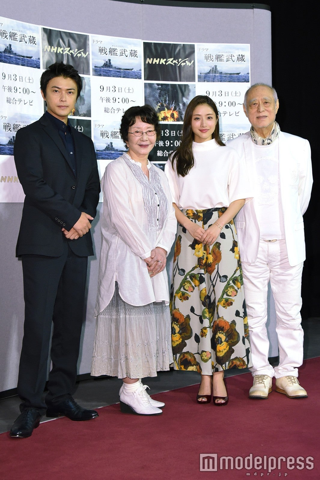 （左から）勝地涼、渡辺美佐子、石原さとみ、津川雅彦（C）モデルプレス