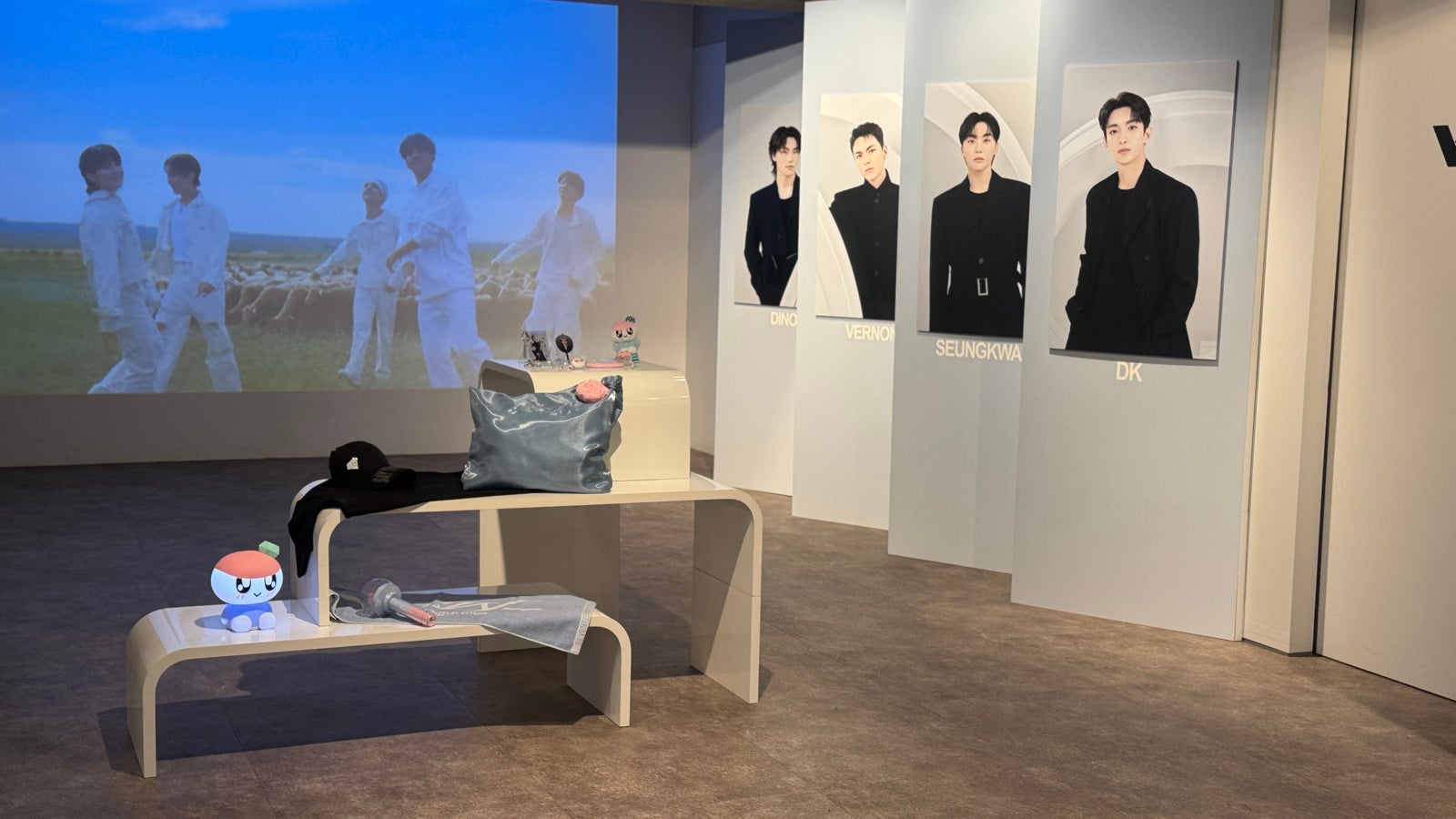 「SEVENTEEN WORLD TOUR [NEW_] IN JAPAN POP-UP STORE」（P）＆（C） PLEDIS Entertainment