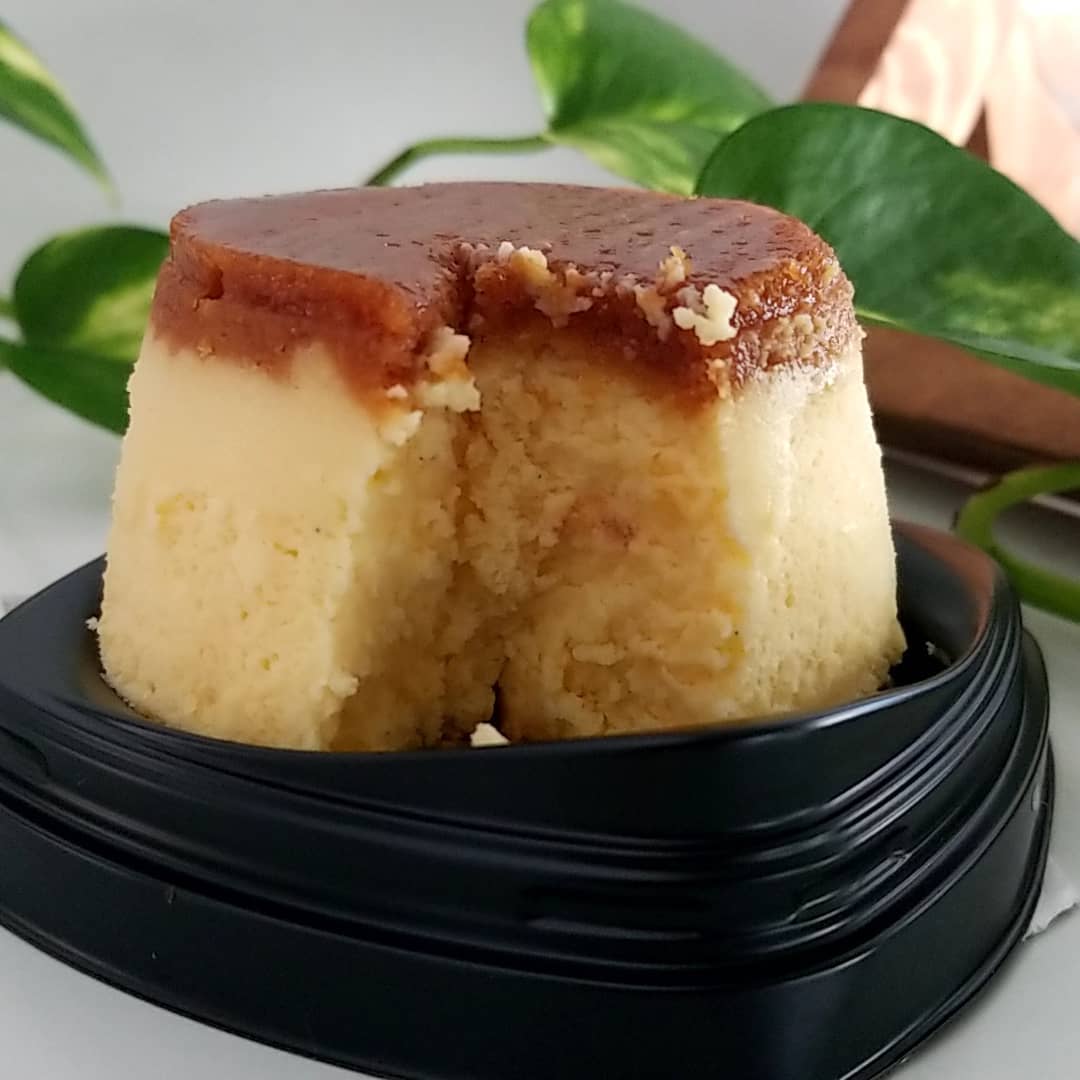 ファミリーマートのプリン！？なチーズケーキの断面写真