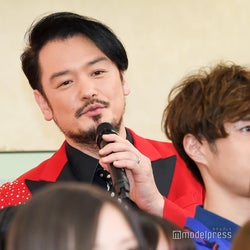 “LiLiCoの夫”純烈・小田井涼平「“下り坂48”として頑張りたい」 軽快トークにAKB48&乃木坂46らもほっこり<第60回輝く!日本レコード大賞>
