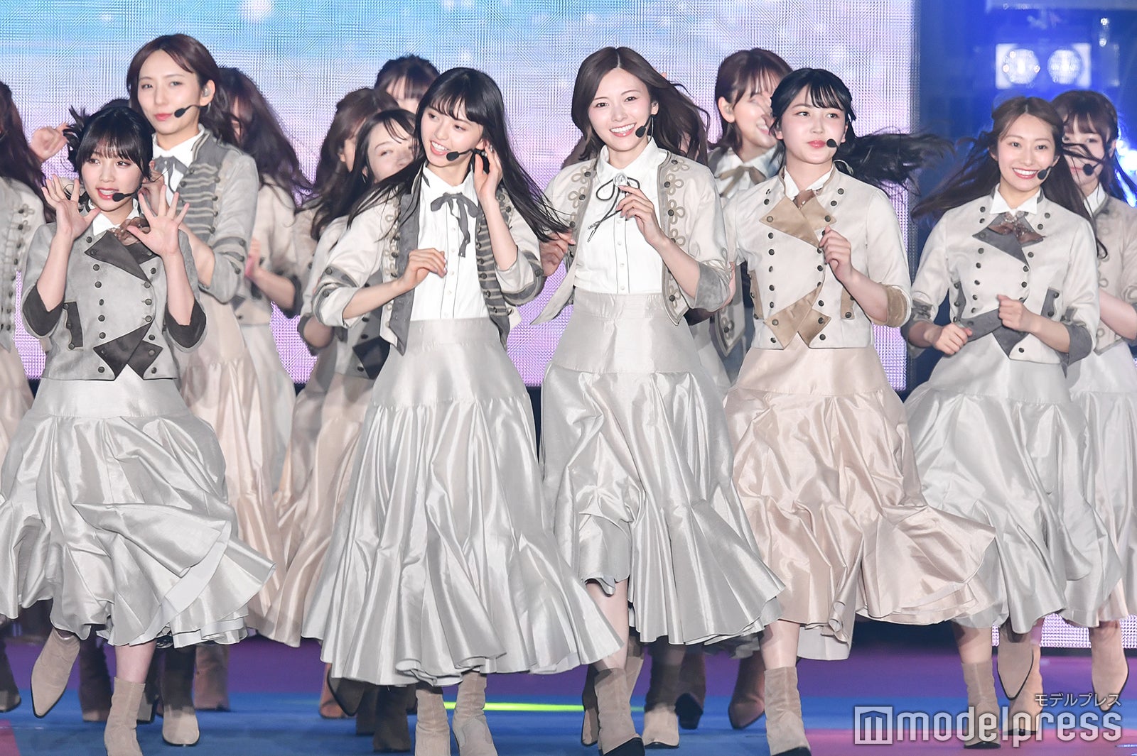乃木坂46（C）モデルプレス