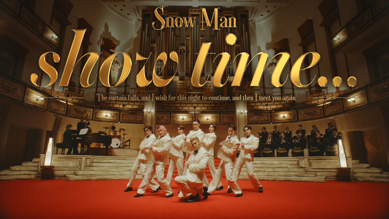 Snow Man、アルバムサブリード曲「show time…」MV公開 タキシード姿で華麗なターン・様々な職業に扮する