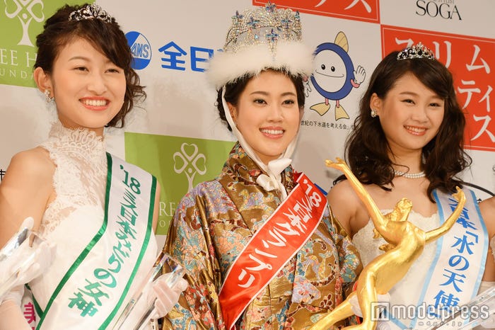 竹川智世さん、市橋礼衣さん、浦底里沙さん (C)モデルプレス